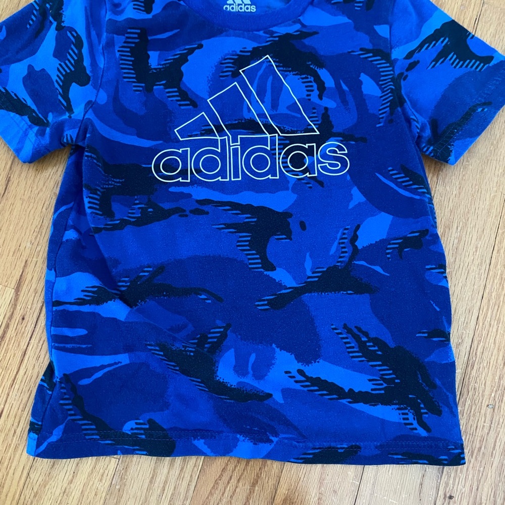 Adidas Tshirt boys 4T